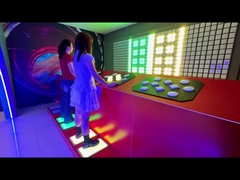 Διαδραστικές προκλήσεις με κουμπί πίεσης που περιλαμβάνουν δραστηριότητες δυναμικών κατασκευαστικών εργασιών