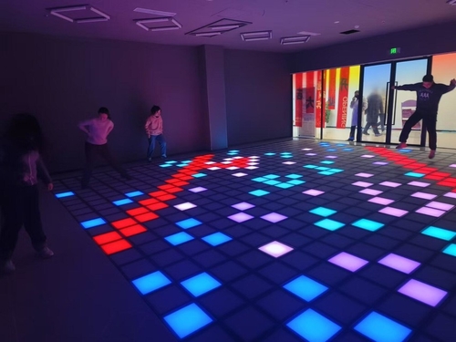 Τελευταίες εταιρικές ειδήσεις για Interactive LED Floor Games: Bring Your Commercial Space to Life