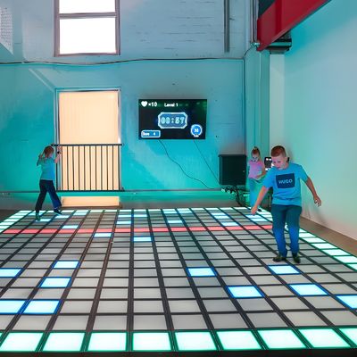 Καλή τιμή Ενεργοποιήστε το παιχνίδι Led Floor 30x30cm Διαδραστικό φως Ενεργό παιχνίδι Led Dance Floor σε απευθείας σύνδεση