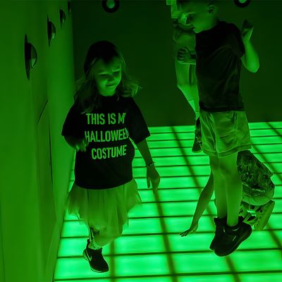 Καλή τιμή Παιχνίδια LED Διαδραστική οθόνη φωτισμού Ενεργά παιχνίδια LED Χορευτικό πάτωμα σε απευθείας σύνδεση