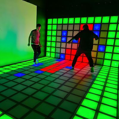 Καλή τιμή Super Grid Παιχνίδι Pixel 30x30cm Διαδραστικό Φως Vloer Λάβα Ενεργό Παιχνίδι LED πάτωμα σε απευθείας σύνδεση