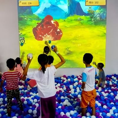 Καλή τιμή 2500 λουμέν Smashing Ball Διαδραστικό σύστημα παιχνιδιού προβολής σε απευθείας σύνδεση