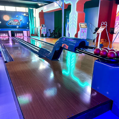 Καλή τιμή Coin Operated Bowling Machine with 2000kg Capacity and 590X240X240 cm Size for Indoor Entertainment σε απευθείας σύνδεση
