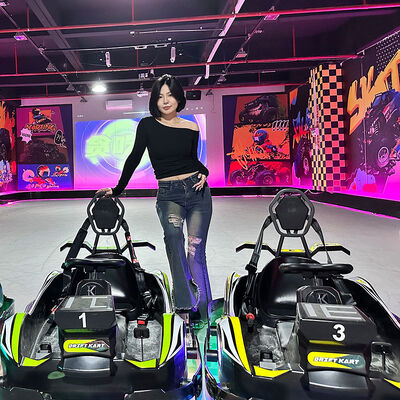 Καλή τιμή Δυναμική προβολή πίστας: Immersive Kart Racing Game για εσωτερικές αρένες σε απευθείας σύνδεση