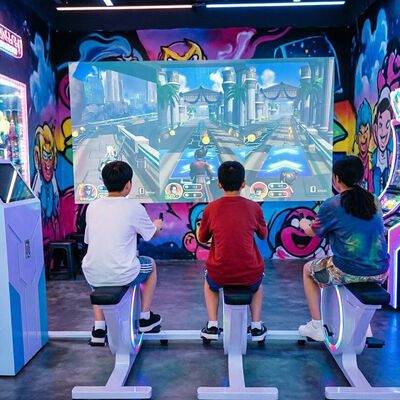 Καλή τιμή Διαδραστικός Μεταλλικός Ποδήλατο Εσωτερικού και Εξωτερικού Χώρου Αθλητικός Εξοπλισμός Προβολής που Προβάλλει Σκηνές Σωματικής Άσκησης σε απευθείας σύνδεση